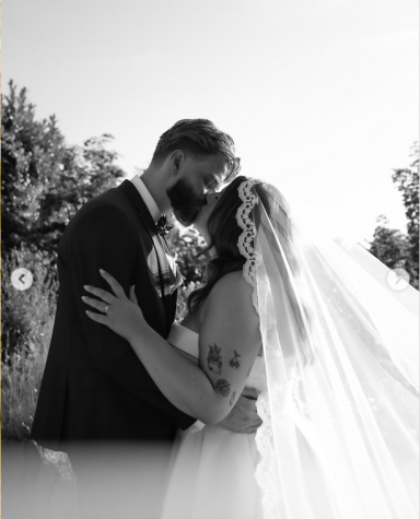 Lace mantilla wdding veil